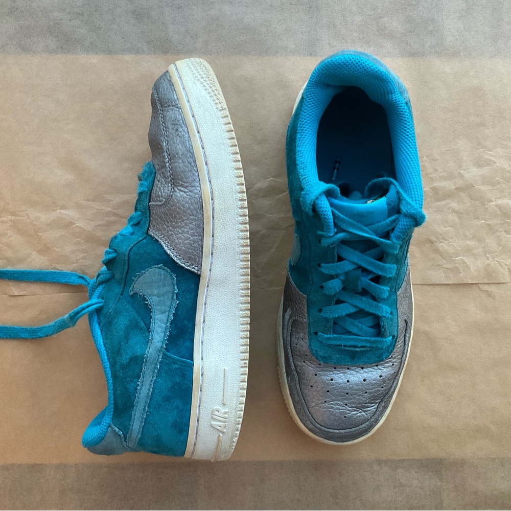 Nike Youth Air Force 1 AH8147 QS Suede Sneakers